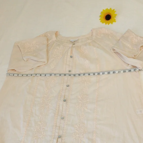 J-Jill. Women's Cream Embroidered Top - Picture 9 of 12
